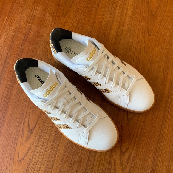 Adidas Grand Court 2 -New Without Tags Leopard Print Sneakers Size 9.5 - Picture 4 of 8